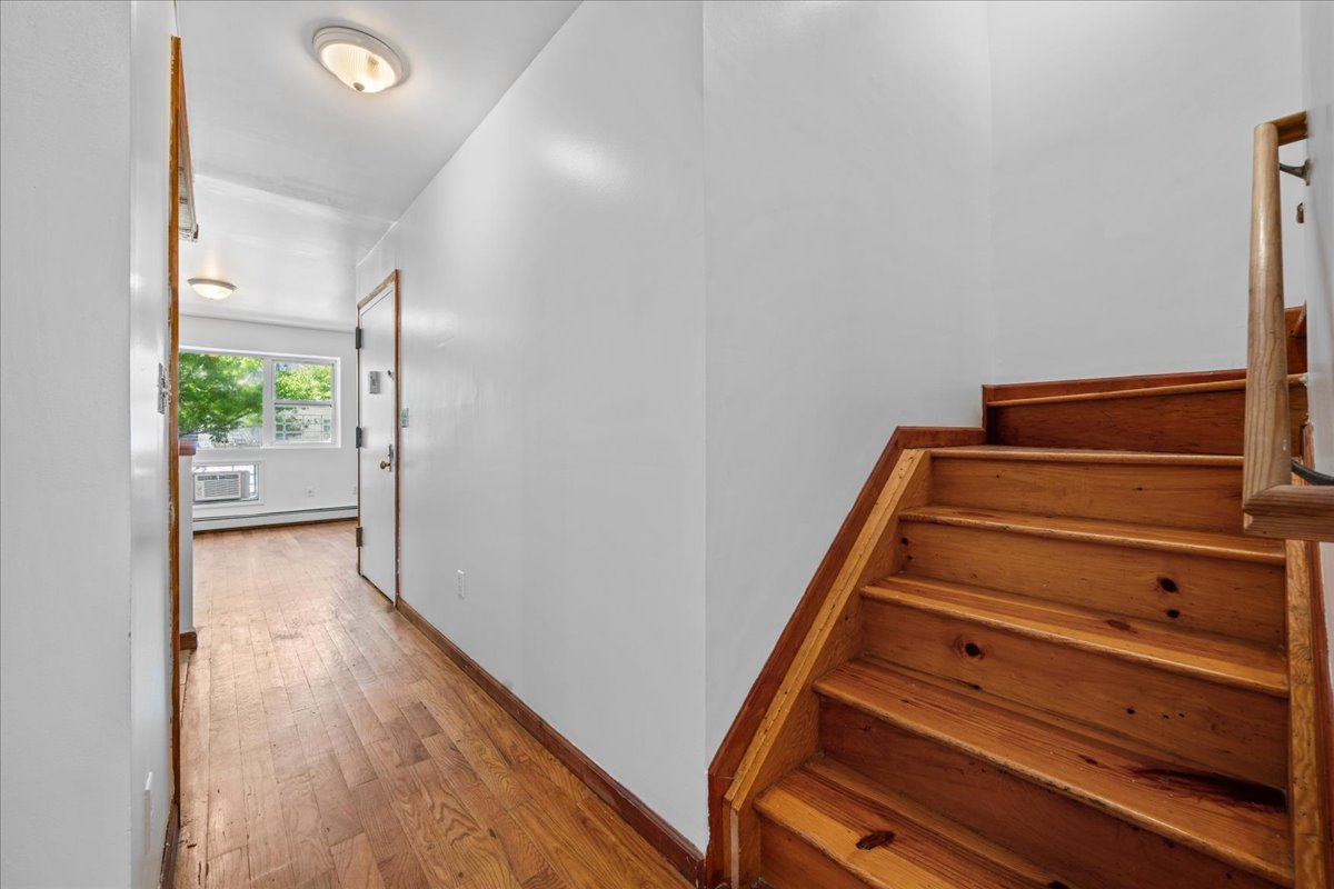 53 WOODS Place