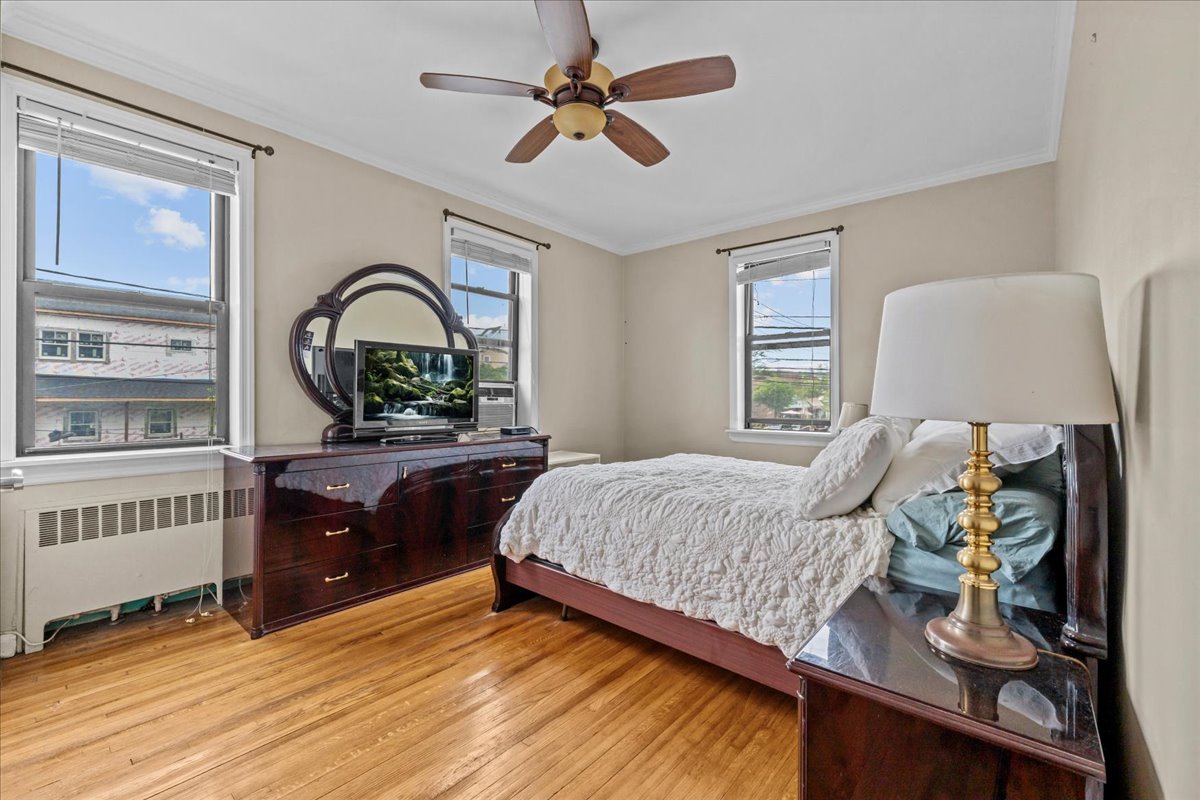 128-19 NEWPORT Avenue 2A