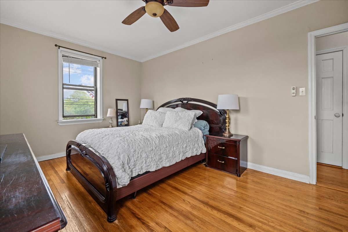 128-19 NEWPORT Avenue 2A