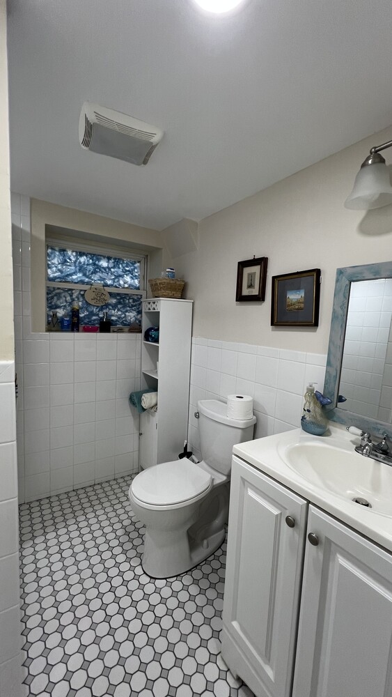 241 BEACH 118TH Street LOWER