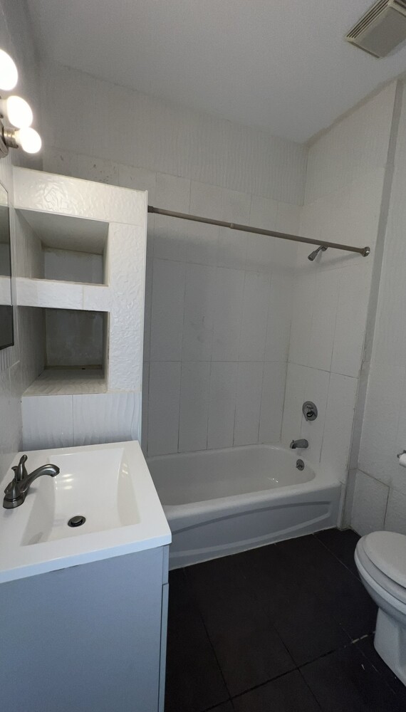 241 BEACH 118TH Street 1