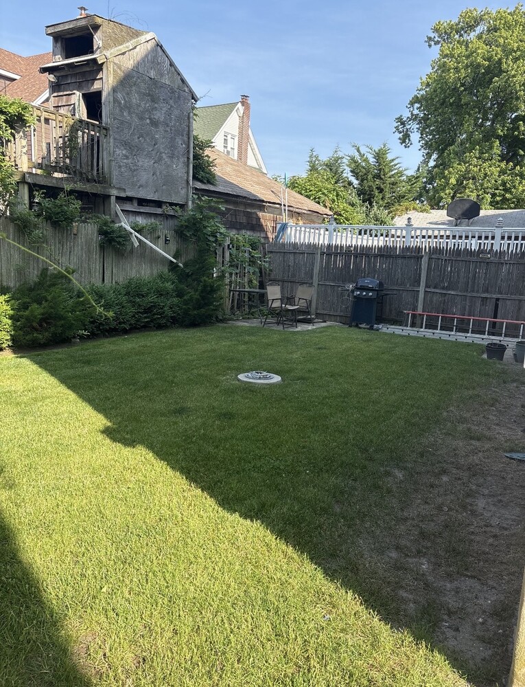 241 BEACH 118TH Street 1