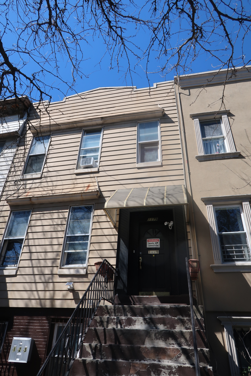 1179 JEFFERSON Avenue 1