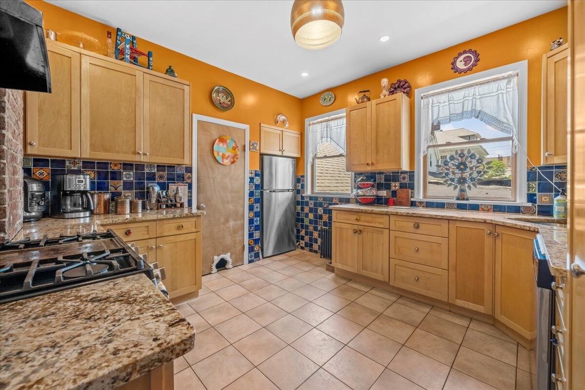 209 BEACH 91ST Street