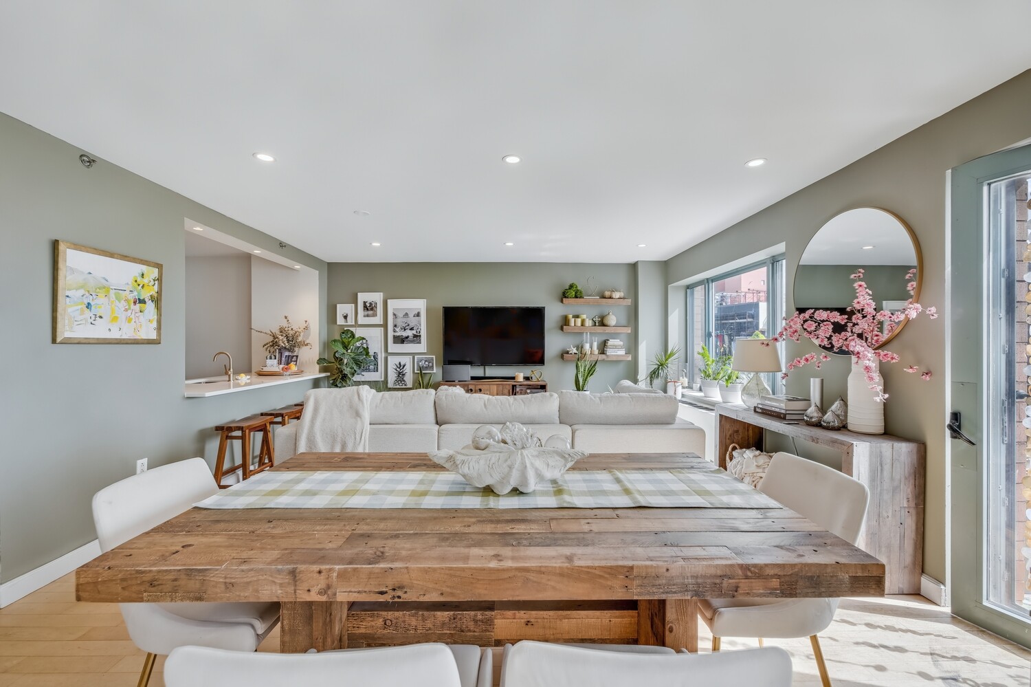 136 BEACH 117TH Street UPH6