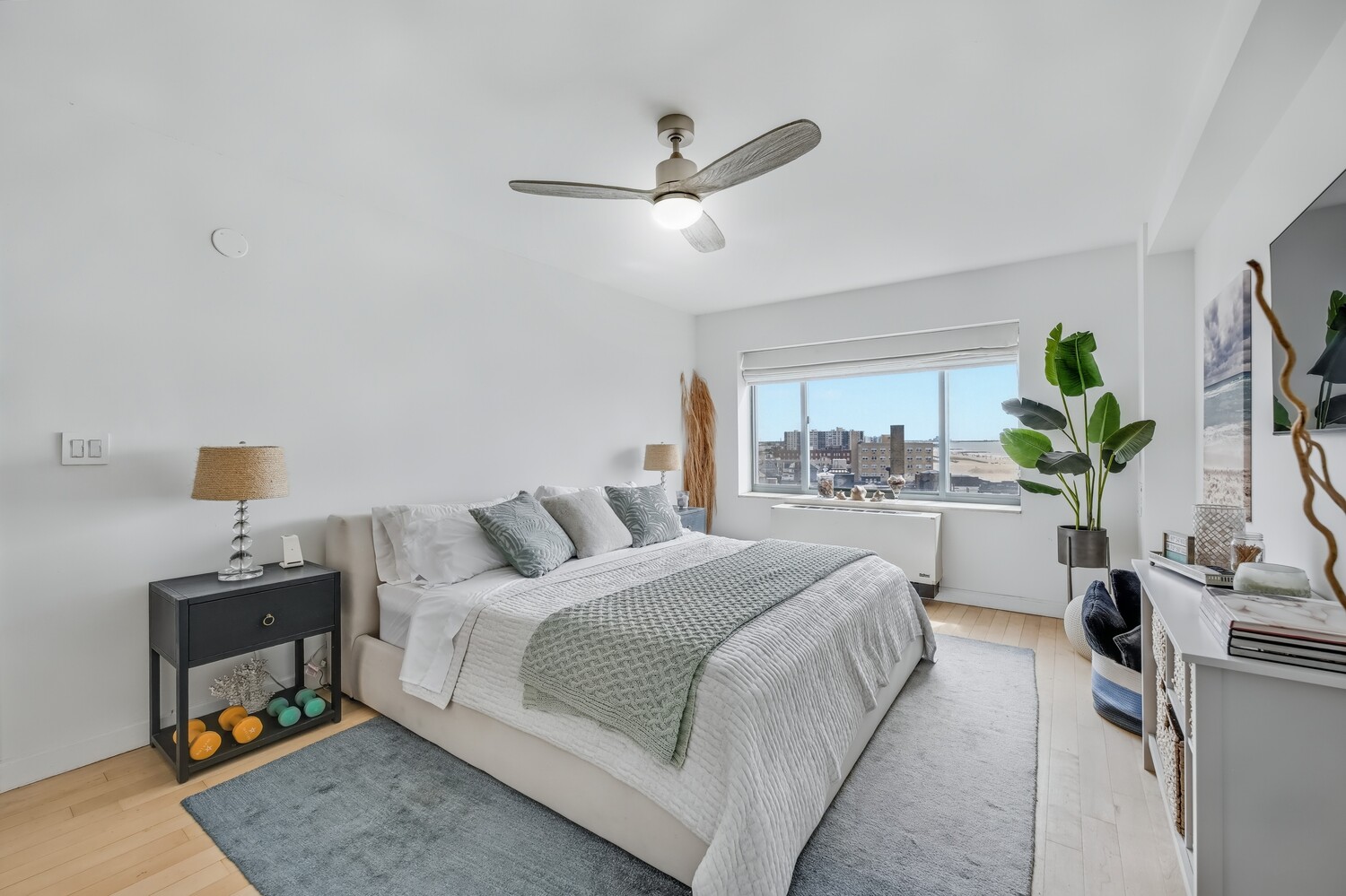 136 BEACH 117TH Street UPH6