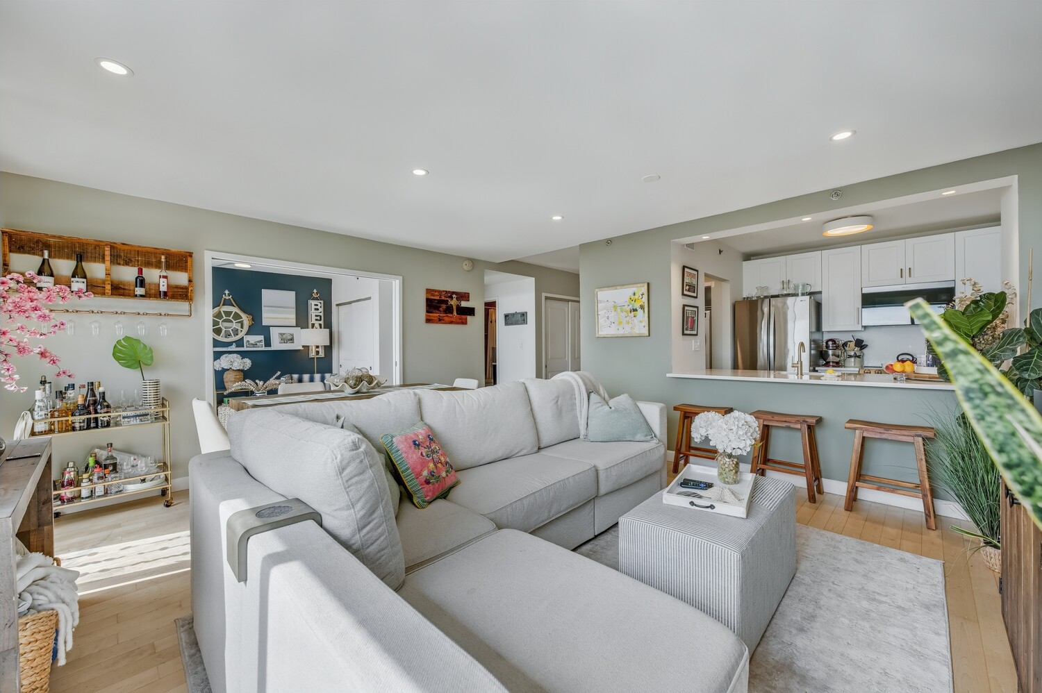 136 BEACH 117TH Street UPH6