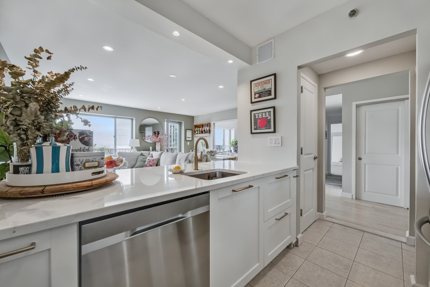 136 BEACH 117TH Street UPH6