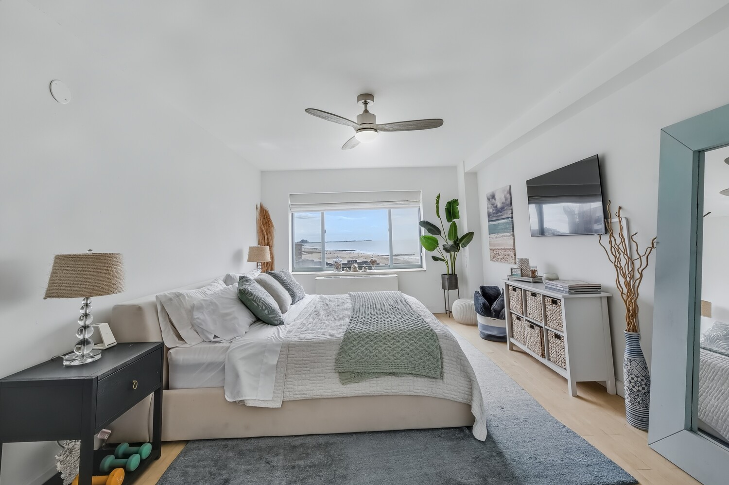 136 BEACH 117TH Street UPH6