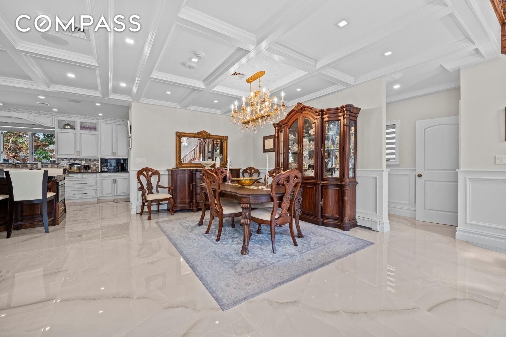 2253 E 64th Street