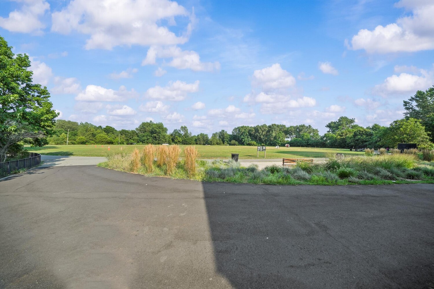 7941 SEAVIEW Avenue E1