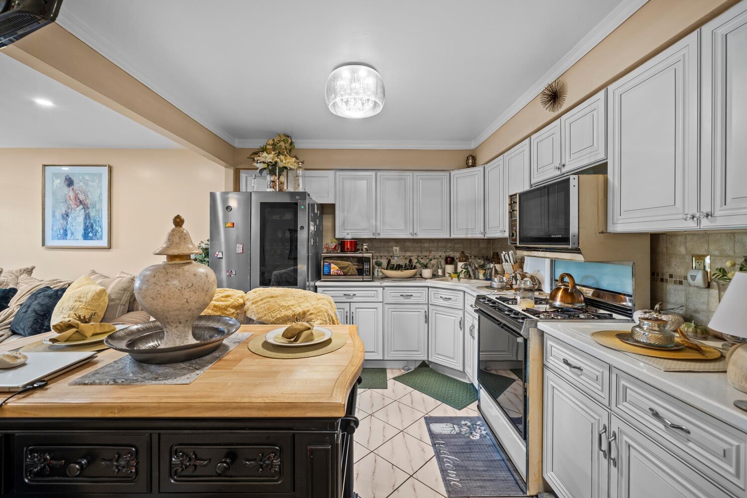 7941 SEAVIEW Avenue E1