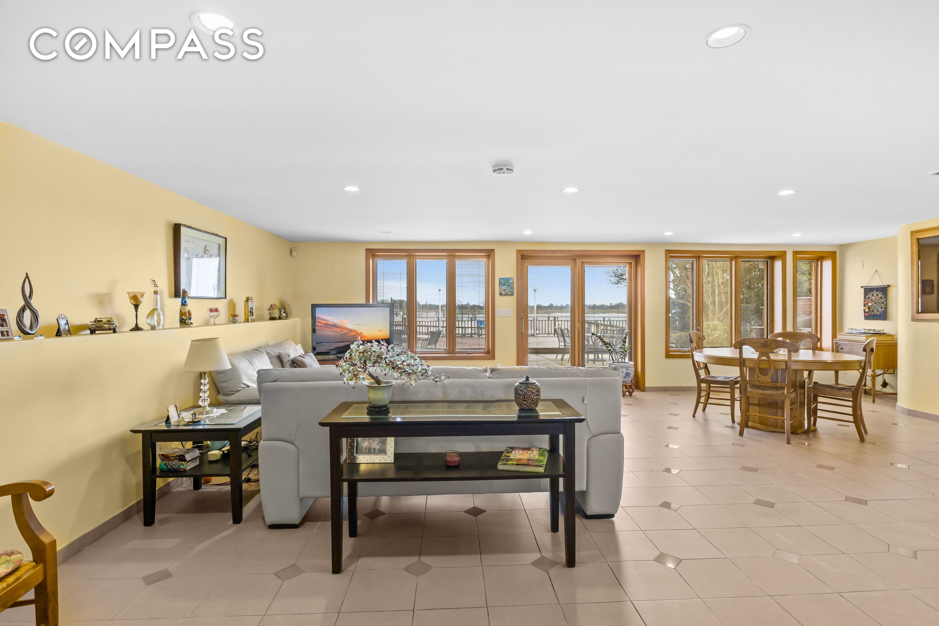 303 Whitman Drive