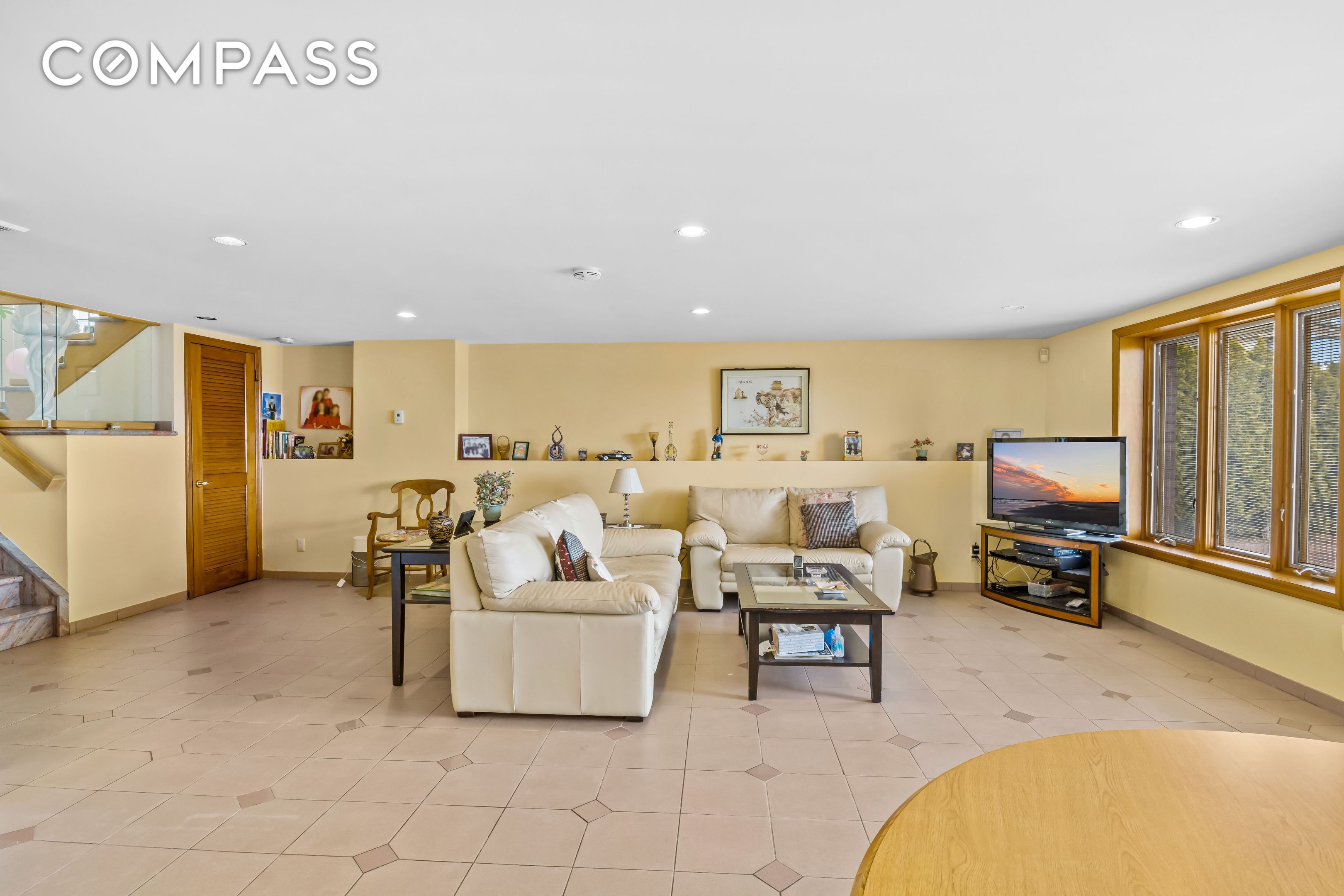 303 Whitman Drive