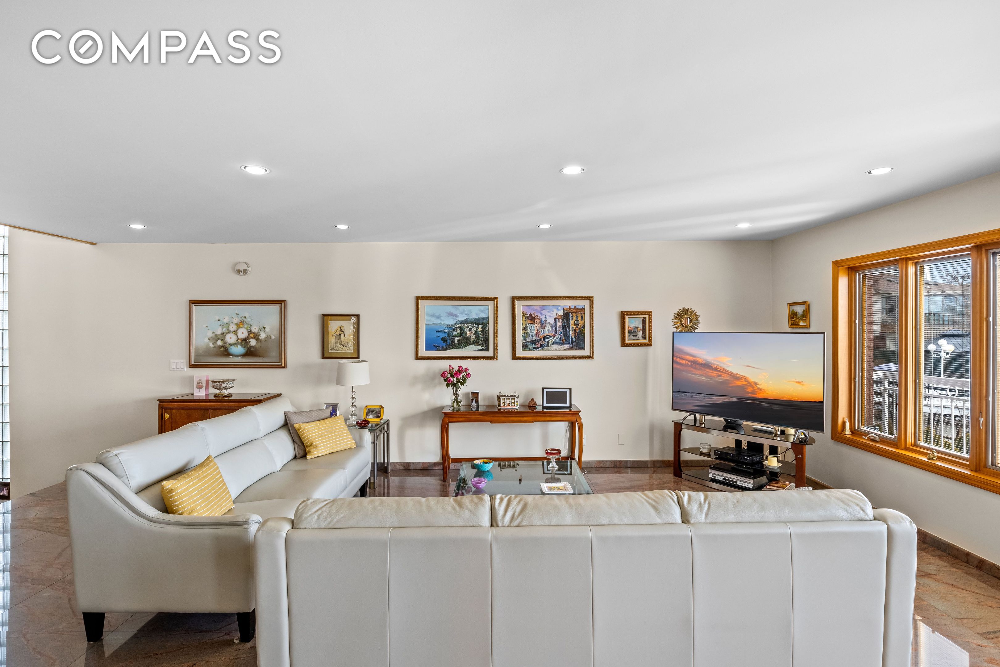 303 Whitman Drive