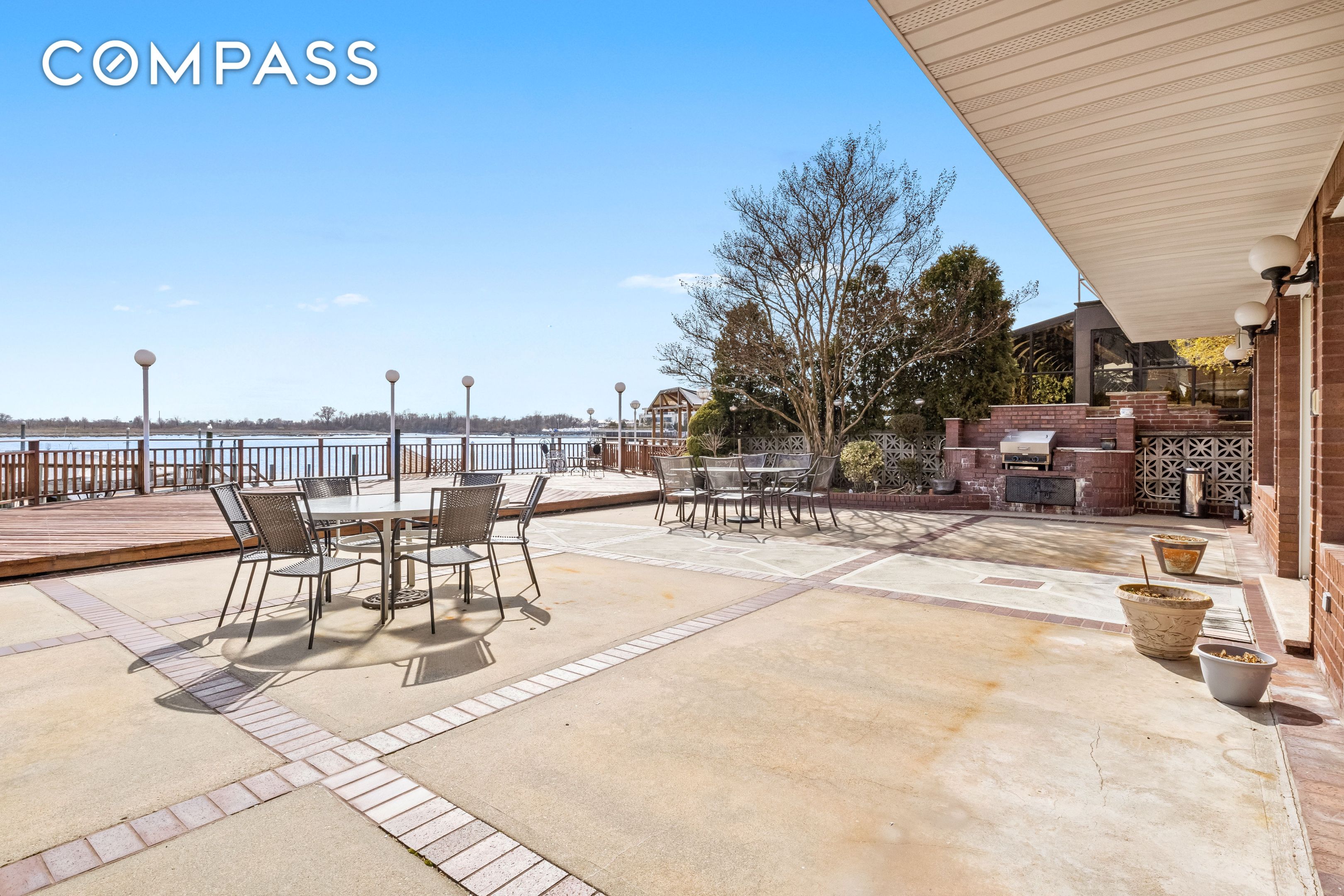 303 Whitman Drive
