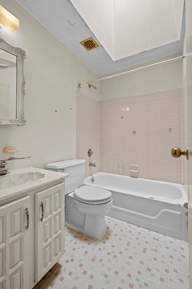 10106 4TH Avenue 26E