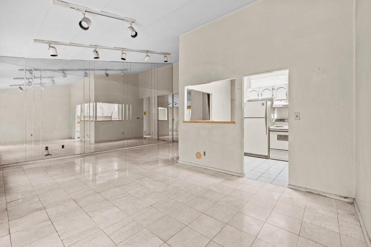 10106 4TH Avenue 26E