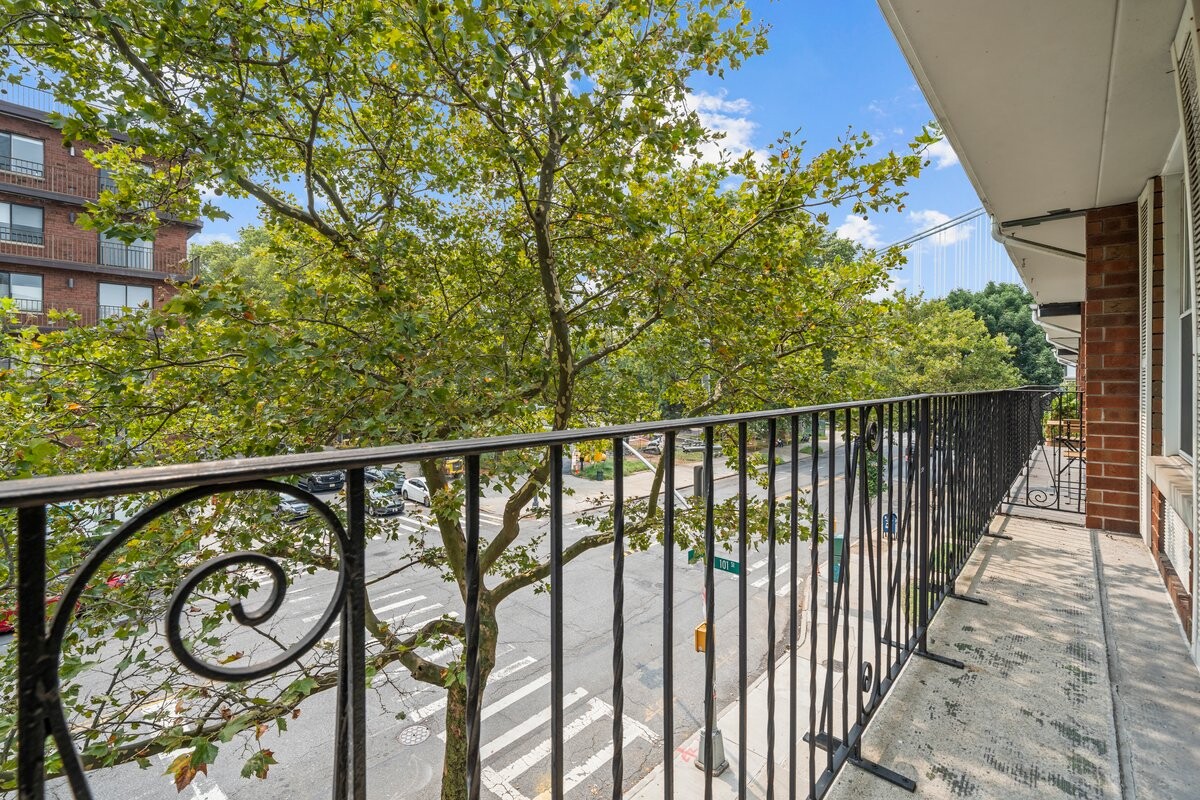 10106 4TH Avenue 26E