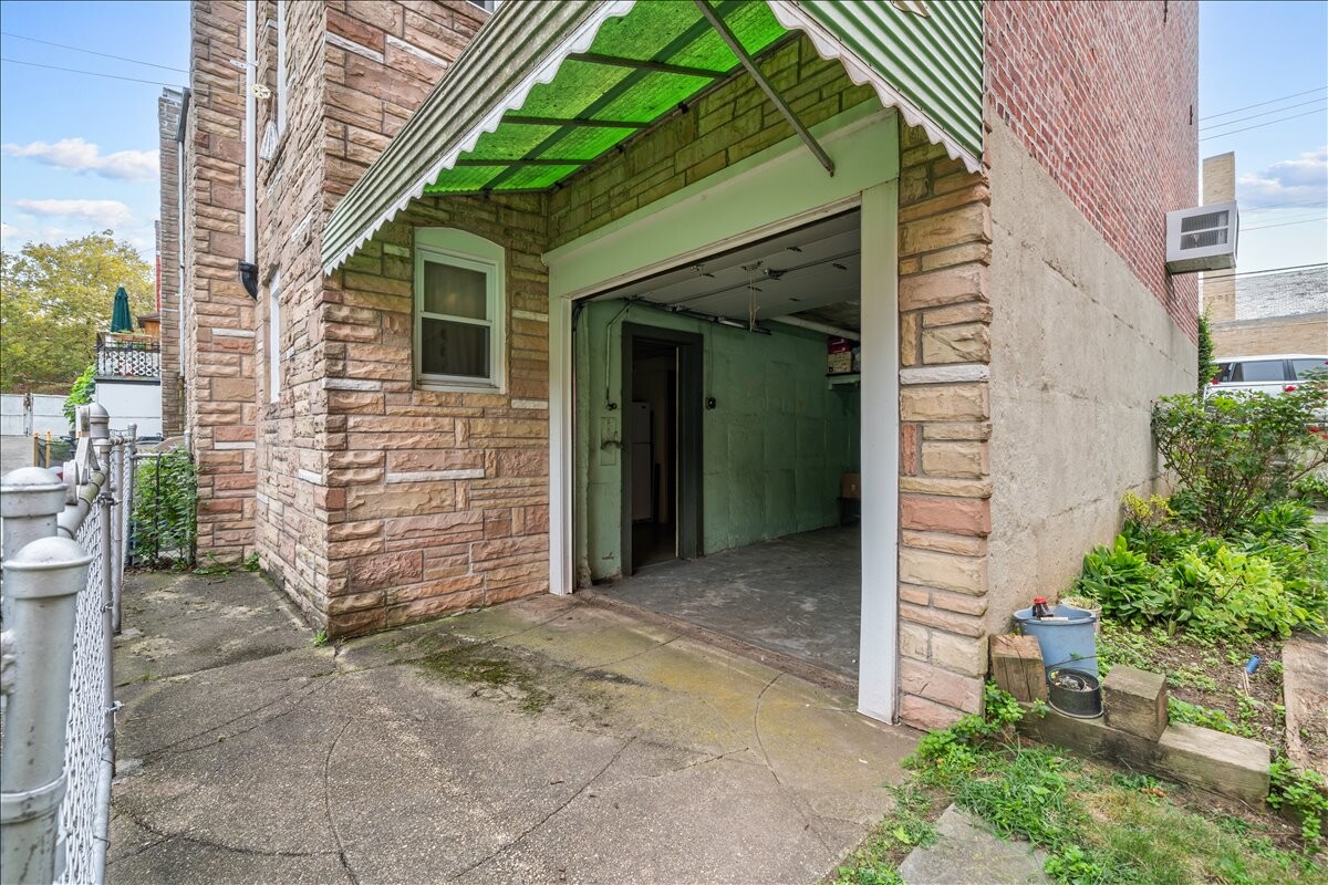 2373 STUART Street