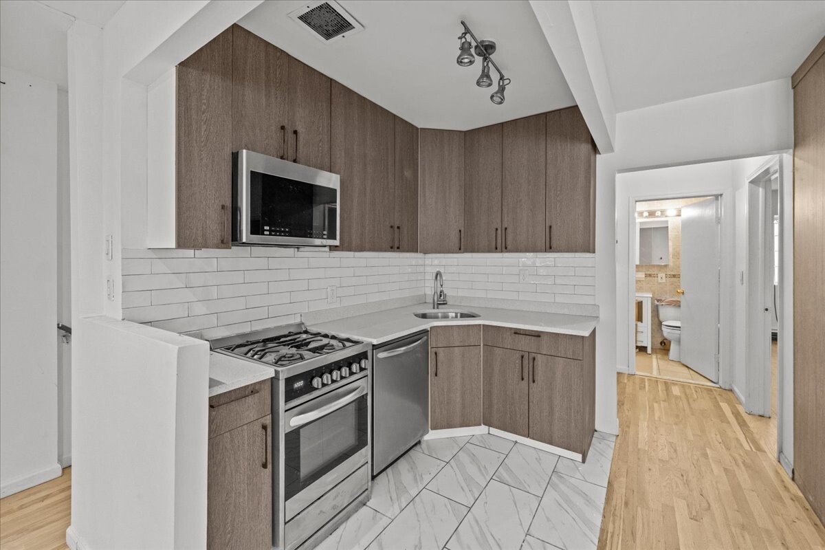 1309 DECATUR Street
