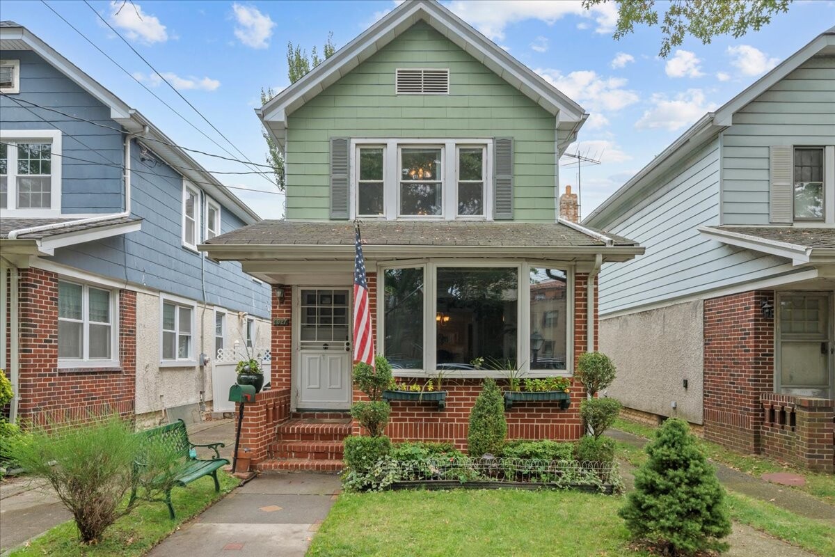 1927 BATCHELDER Street