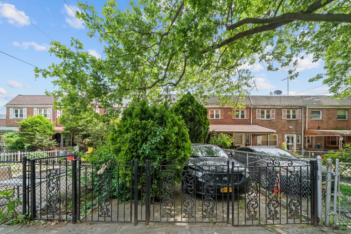 328 WORTMAN Avenue HSE