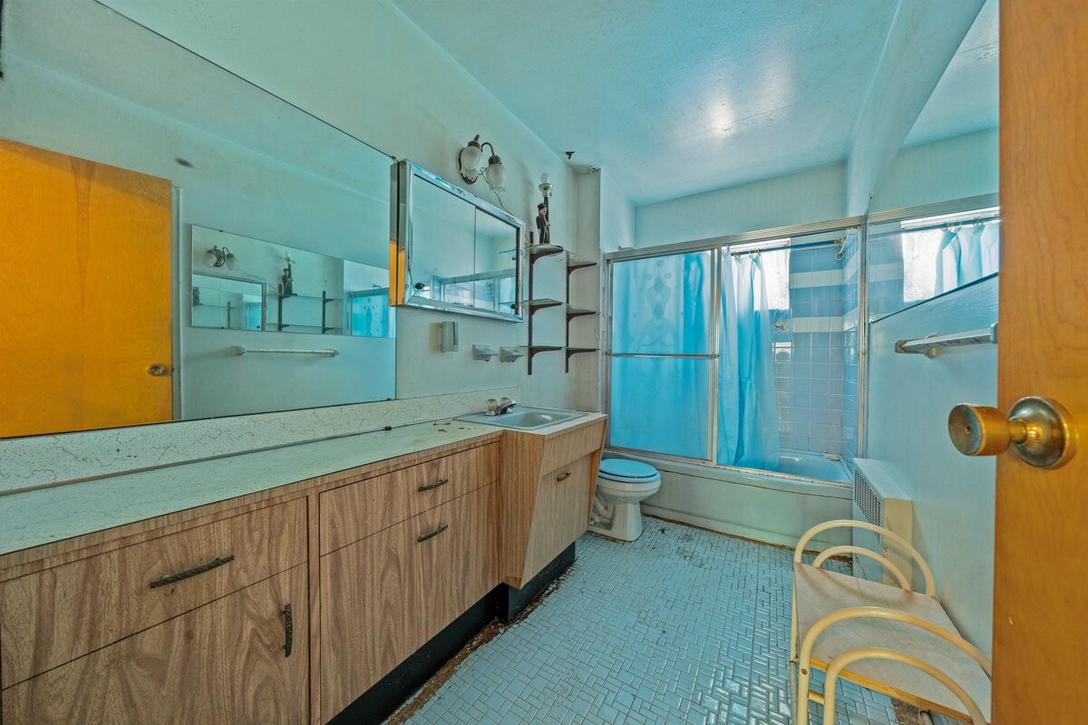 328 WORTMAN Avenue HSE