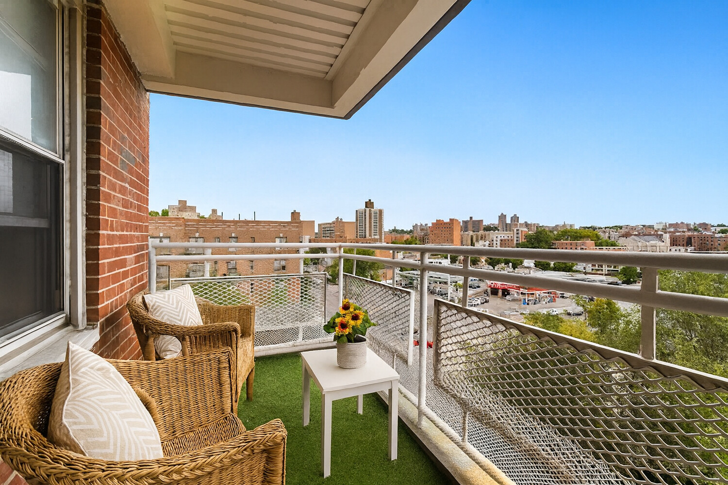 2750 JOHNSON Avenue 7J