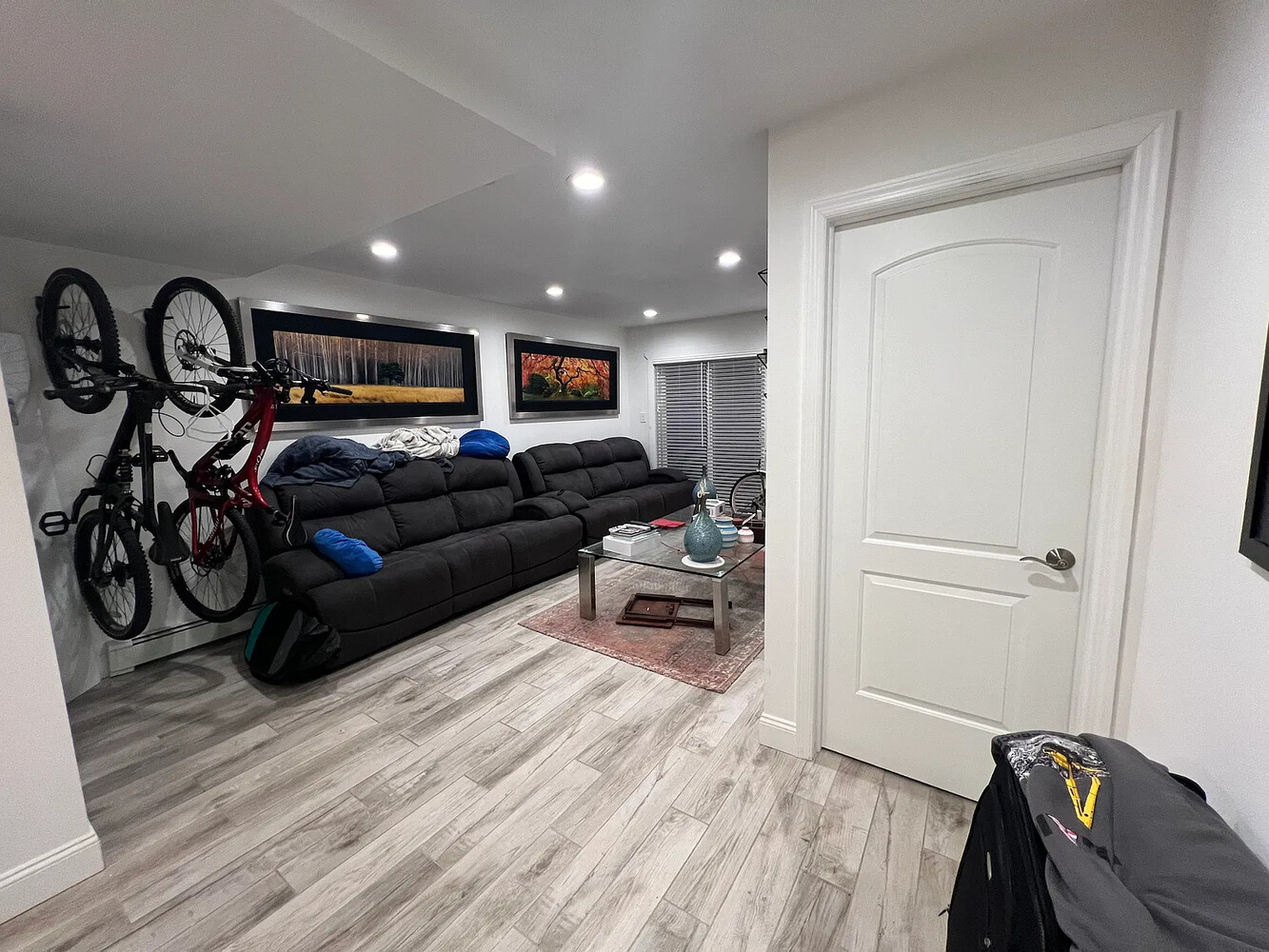 137 BEACH 126TH Street 1STFLOOR