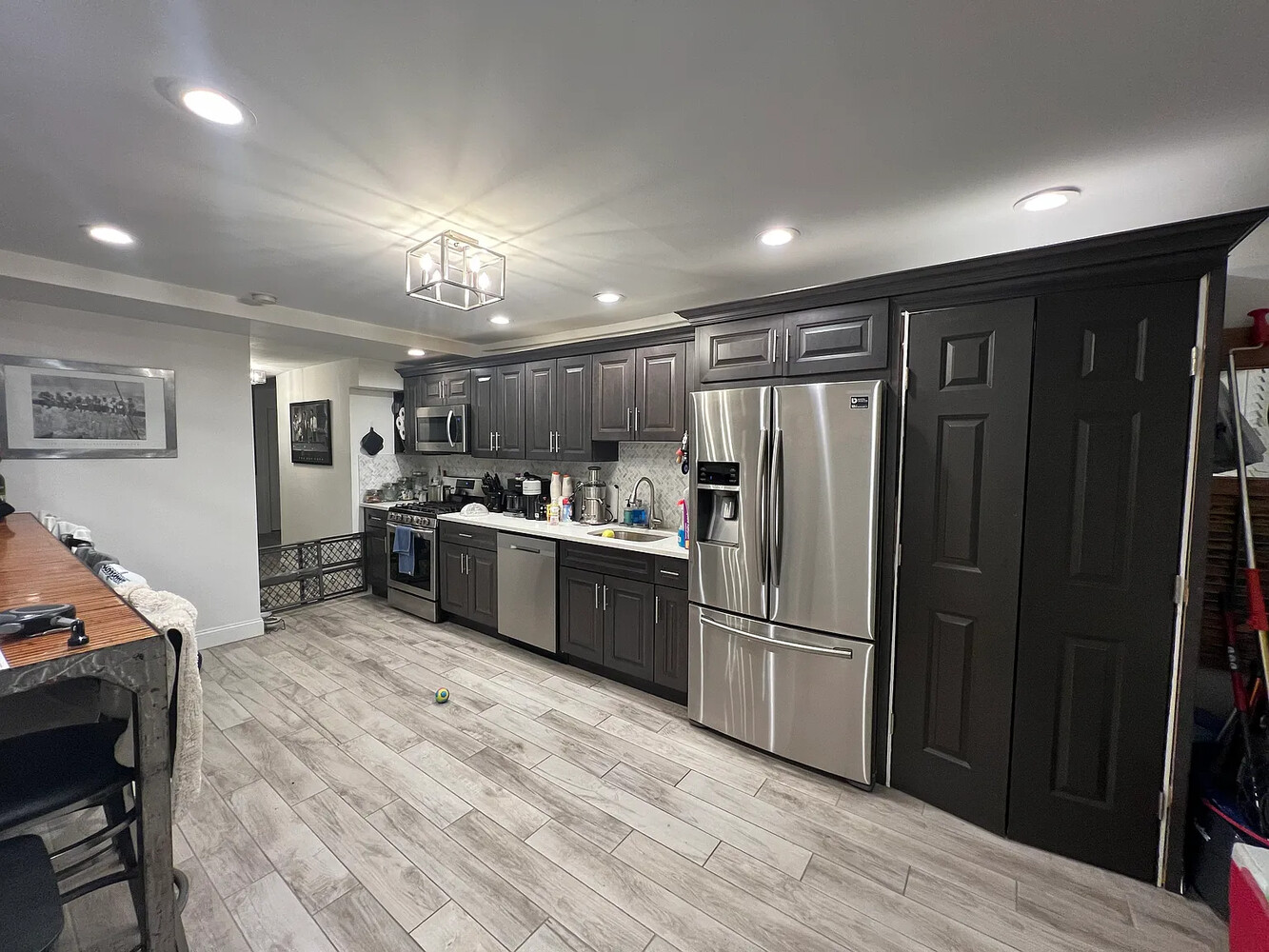 137 BEACH 126TH Street 1STFLOOR