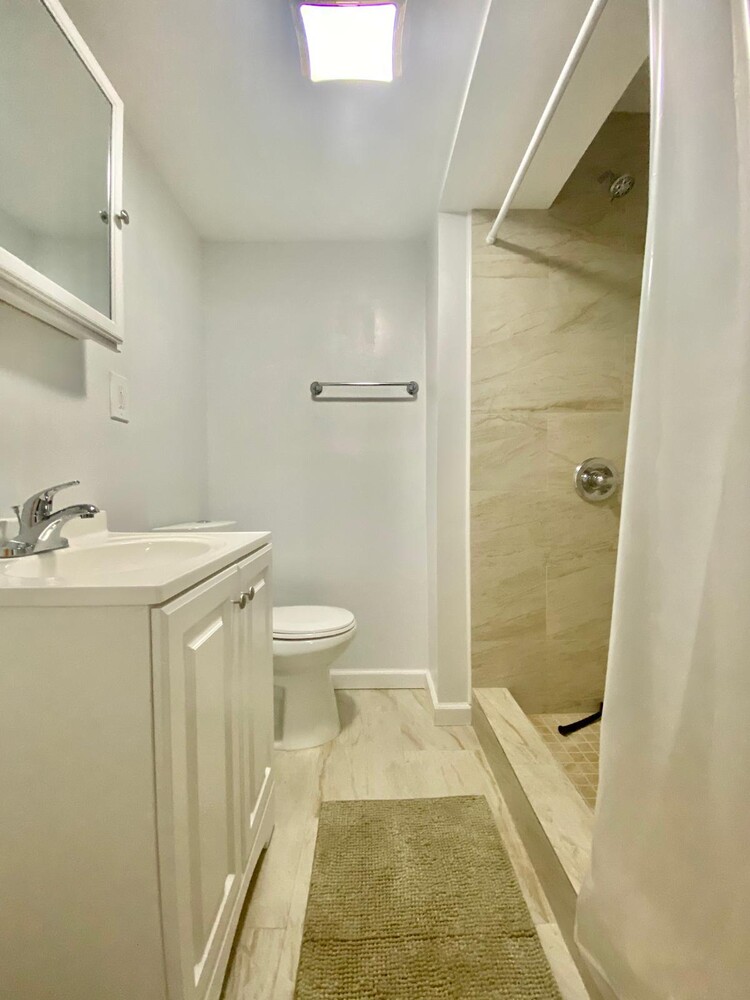 1179 JEFFERSON Avenue