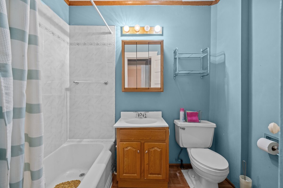 2147 SCHENECTADY Avenue