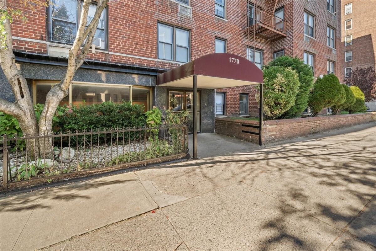 1770 E 14TH Street 5G