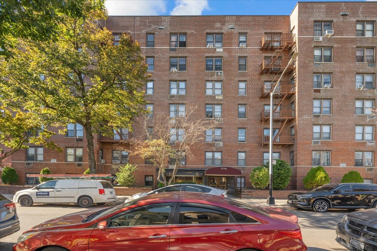 1770 E 14TH Street 5G