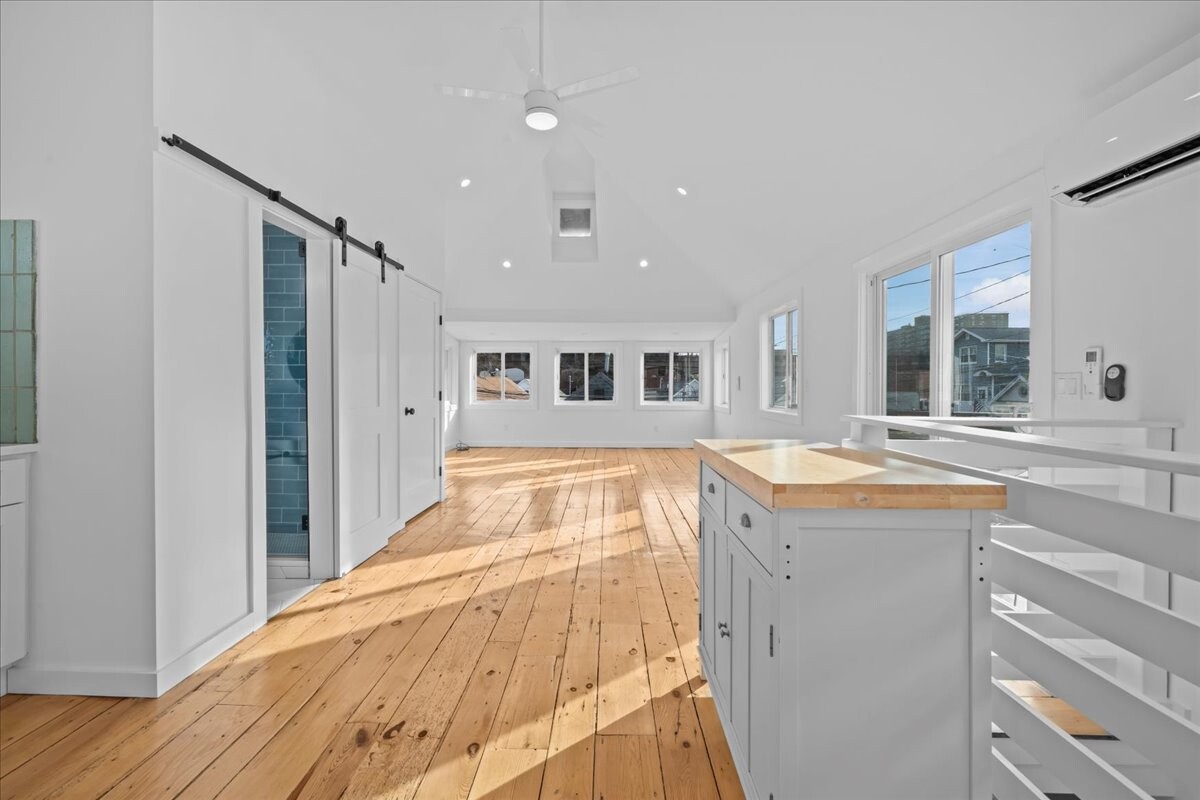 318A BEACH 101ST Street