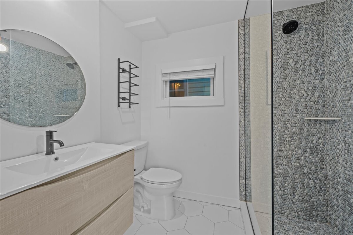 318A BEACH 101ST Street