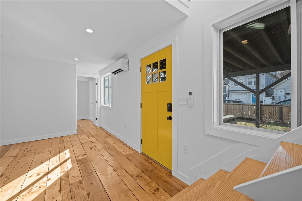 318A BEACH 101ST Street