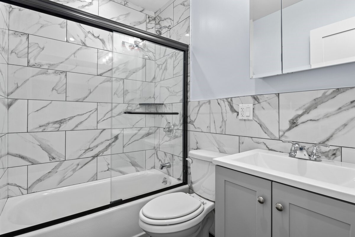 234 NORWOOD Avenue 3B