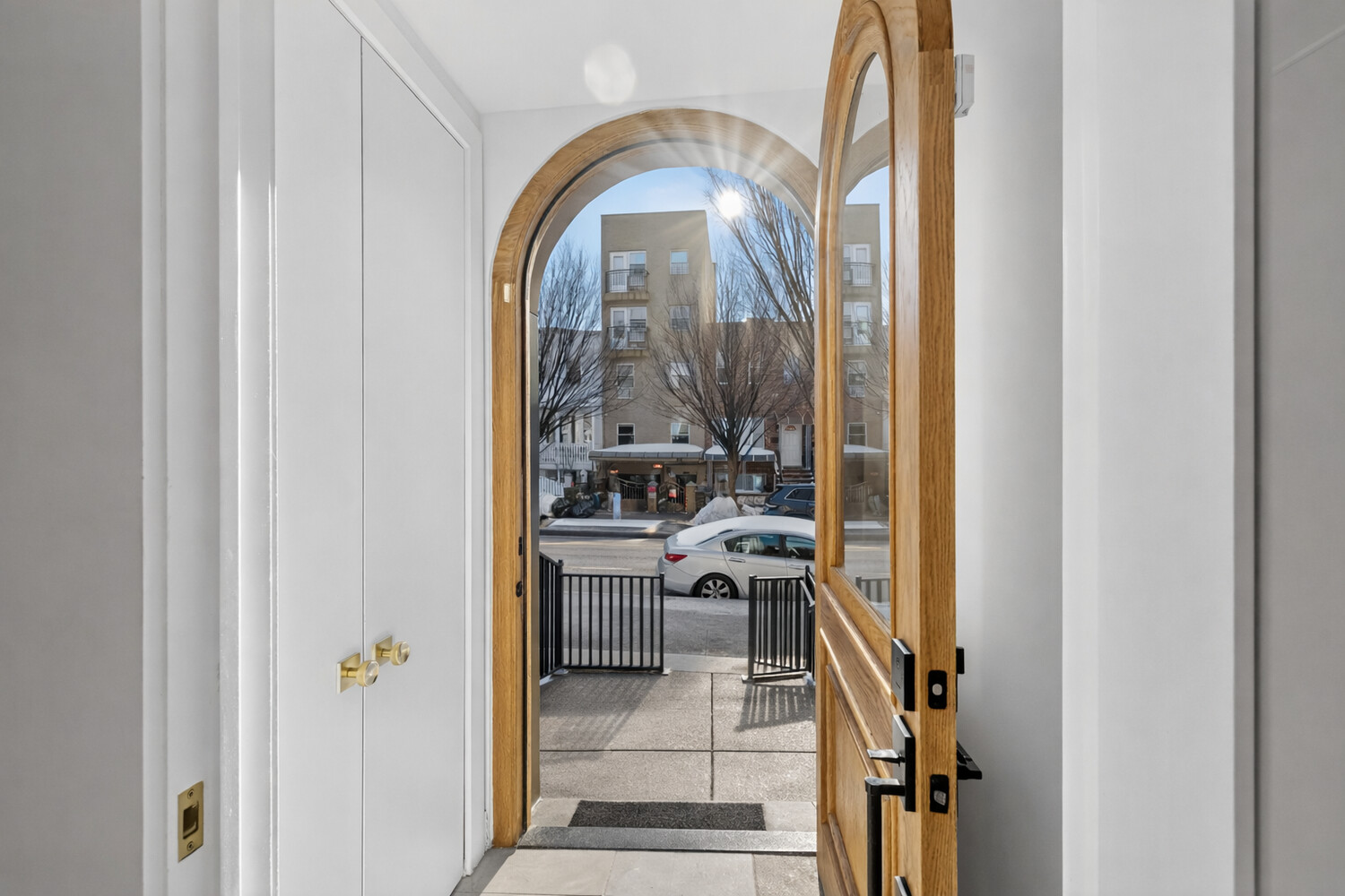 277 18TH Street