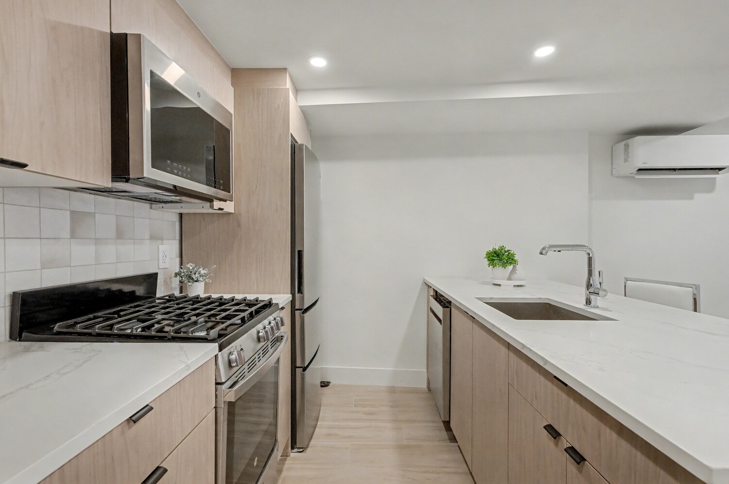 277 18TH Street