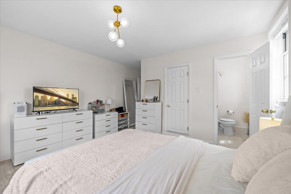 759 E 10TH Street 7H