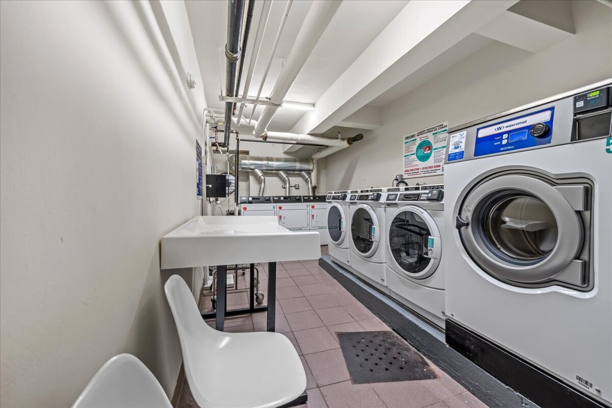 759 E 10TH Street 7H