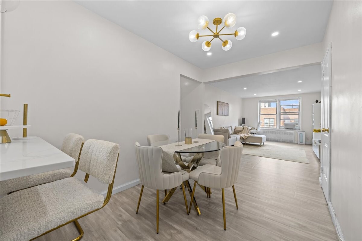 759 E 10TH Street 7H