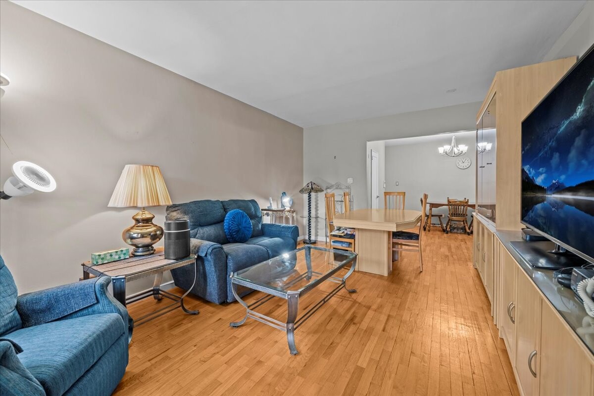 2270 PLUMB 1ST Street 1B