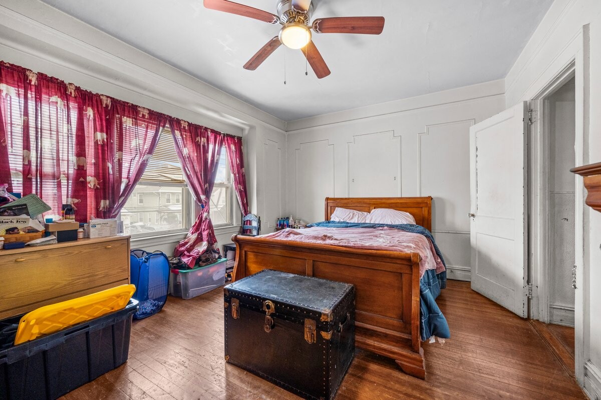 2143 SCHENECTADY Avenue