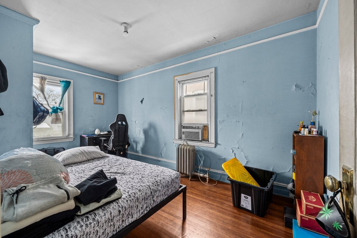 2143 SCHENECTADY Avenue