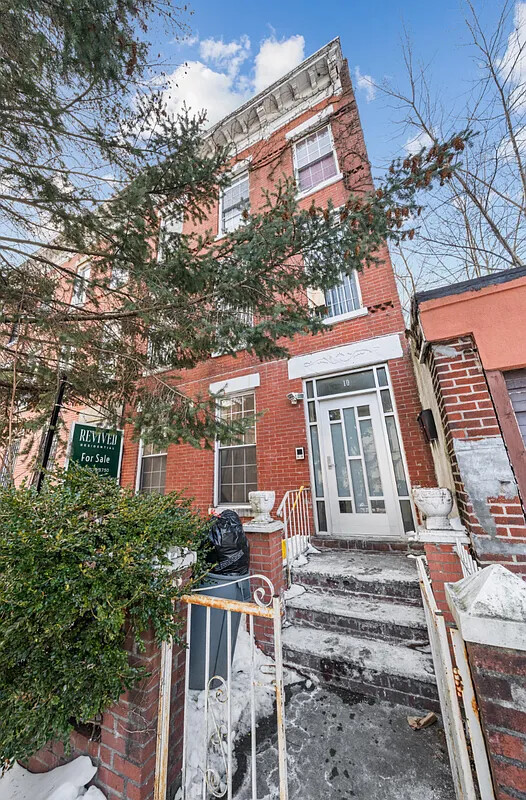 10 GUNTHER Place