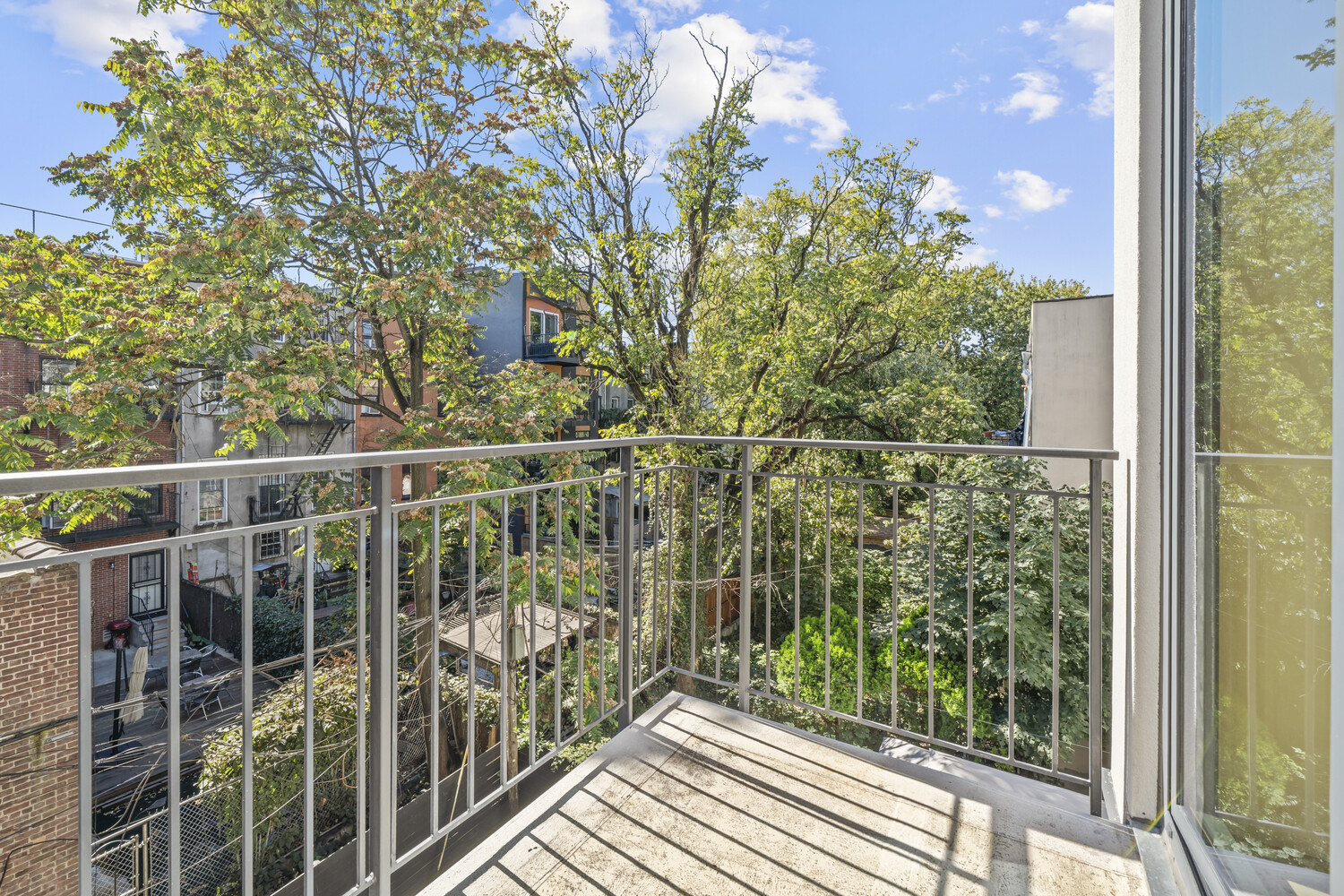 118 MADISON Street 3