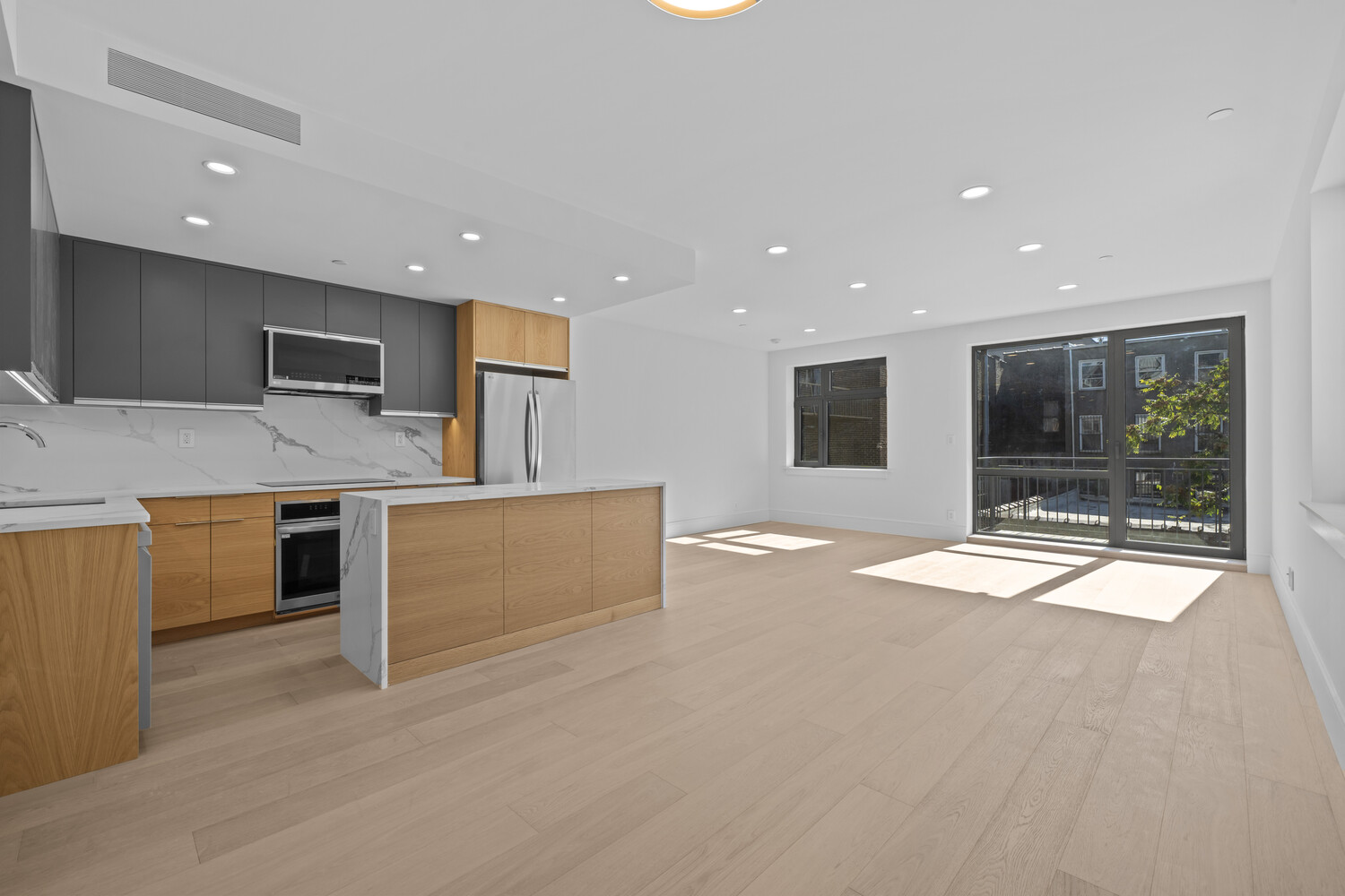 118 MADISON Street 3